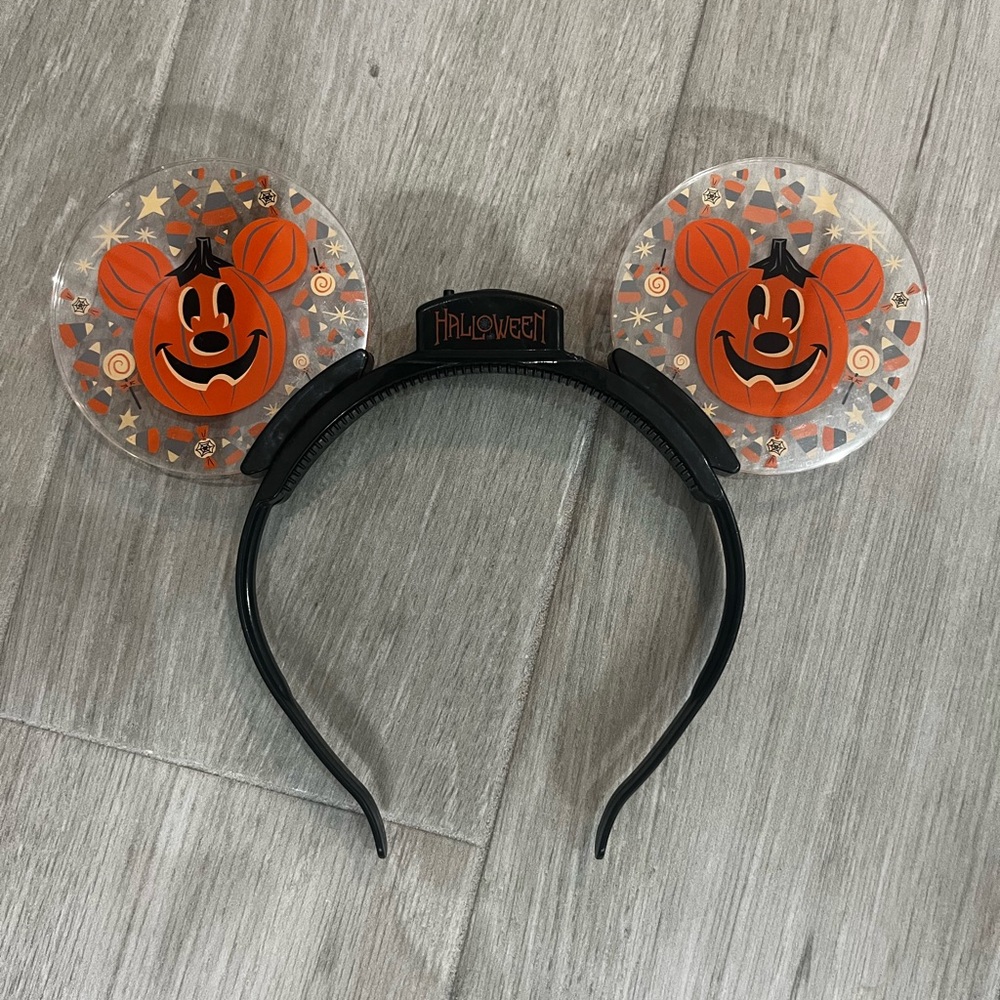 Disney light up Mickey Pumpkin ears